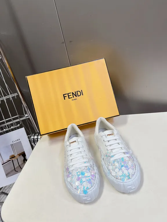 Fendi Shoe 